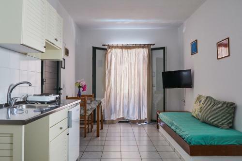 Konaki Studios & Apartments