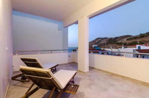 Leny's Seaside House