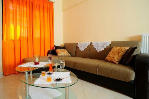Cozy Apartment In Panormo