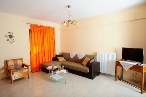 Cozy Apartment In Panormo