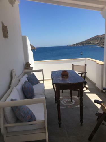 Petridi Maria Suites & Apartments