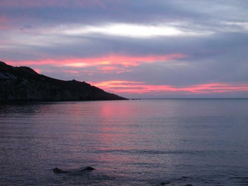 Hostal Oklac� Patmos Beach Rooms