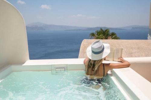 Villa Dionyssos Cave House