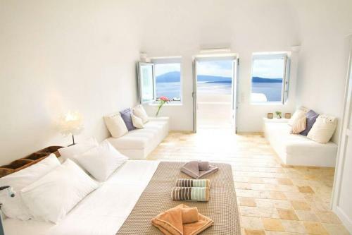 Villa Dionyssos Cave House
