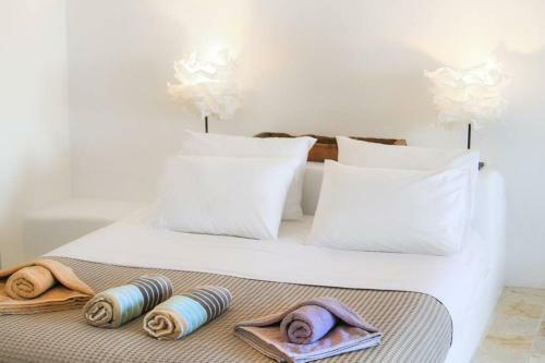 Villa Dionyssos Cave House