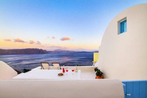 Villa Dionyssos Cave House