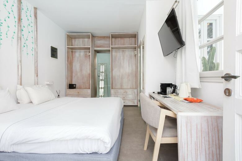 Hotel The Museum Project Oia