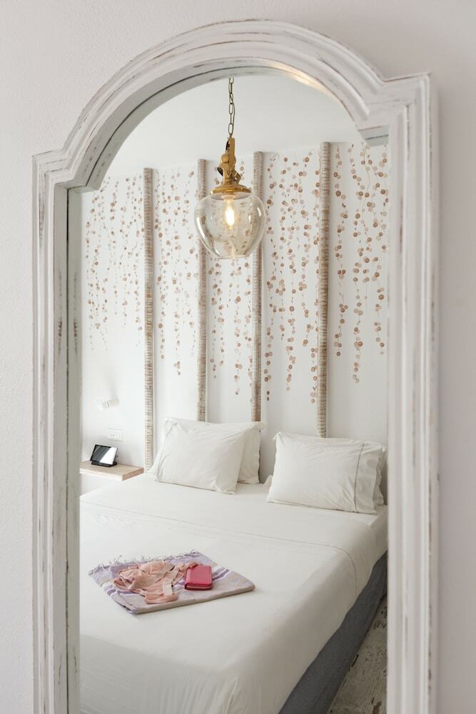 Hotel The Museum Project Oia