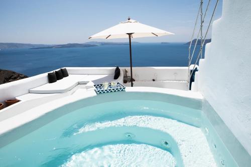 Villa Oia's Secret