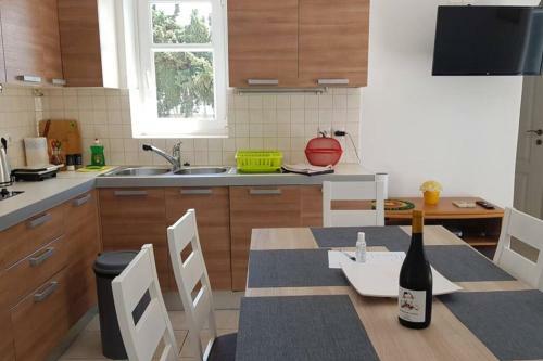 Dimos Guest House