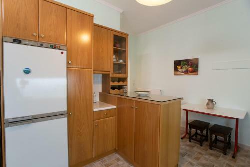 Seaview Maisonette With 3 Bedrooms In Paros