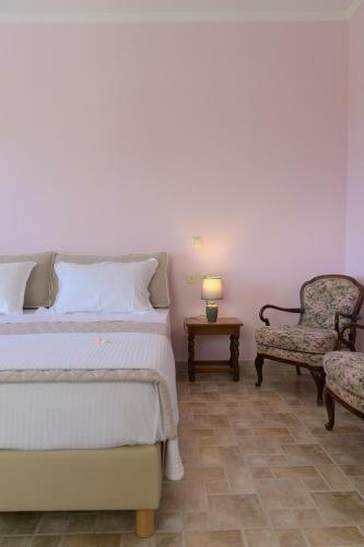 Seaview Maisonette With 3 Bedrooms In Paros
