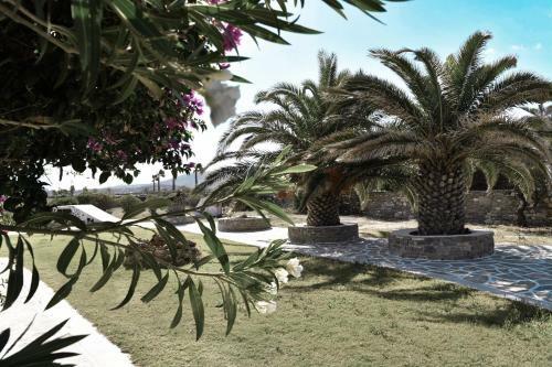 Paros Cycladic Seafront Home