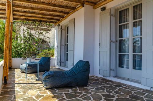 Calmea: Seafront Escape - Private Beach