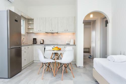 Heart Of Paros Apartments