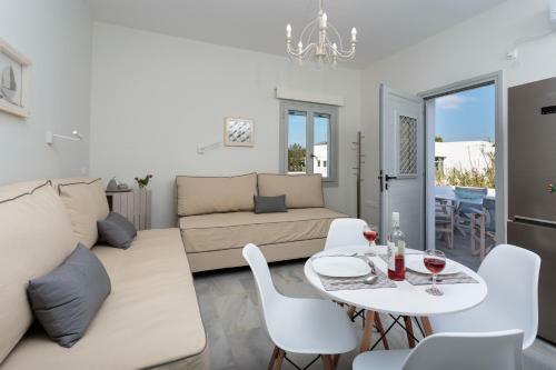 Heart Of Paros Apartments