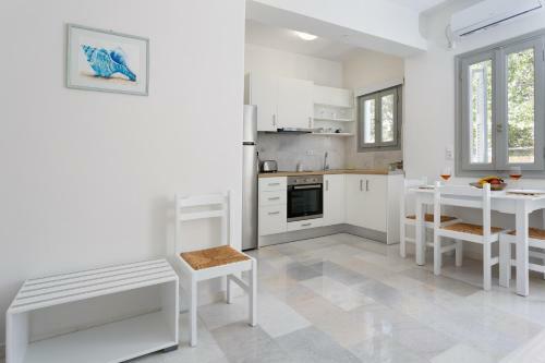 Heart Of Paros Apartments