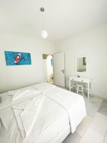Heart Of Paros Apartments