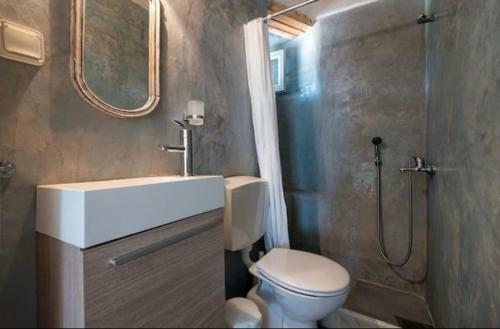 Aqua Apartment