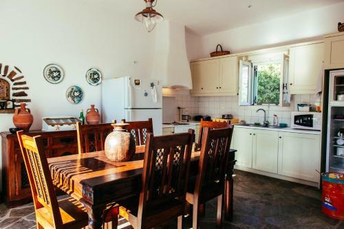 Agkeria Great Feeling House