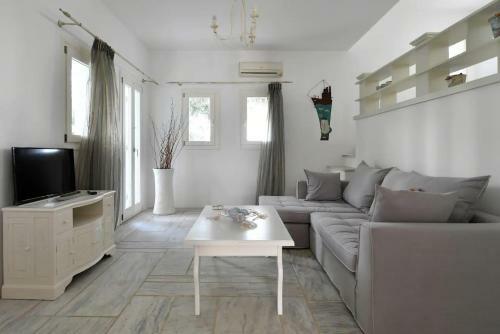 Villa Zeos - Cycladic House In Ampelas, Paros