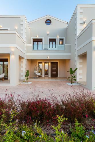 Ino Villa, Unique Group Gatherings!