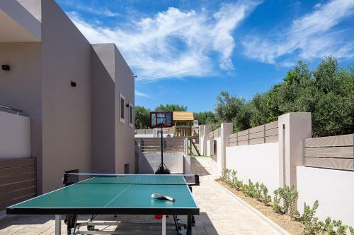Koin Villa Sunset, A Quiet Idyll Of Rural Bliss!