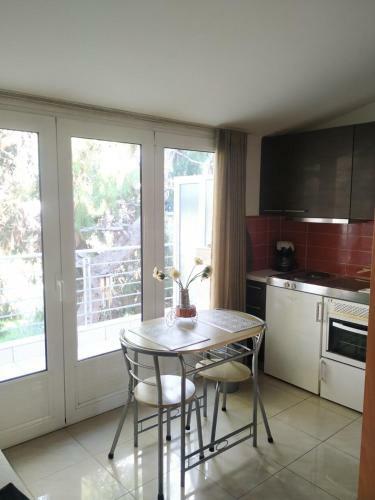 Apartamento Vacations In Patra