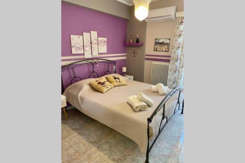Elina's Spacious Apartment In Patras