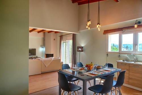 Modern Eco Friendly Villa Close To Town