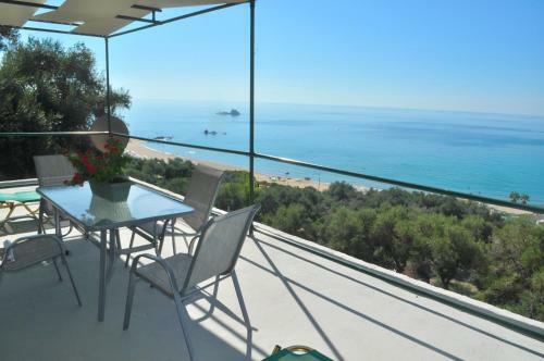 Apartments Papadatos - Pelekas Beach, Corfu