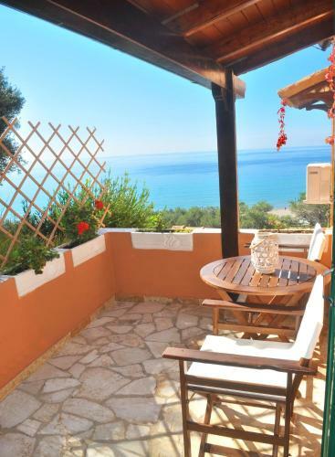 Apartments Papadatos - Pelekas Beach, Corfu