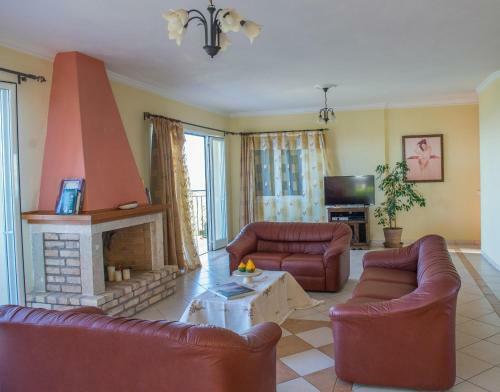 Villa Lenio Perithia Loutses
