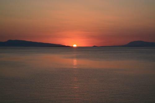 Almyra Seaside