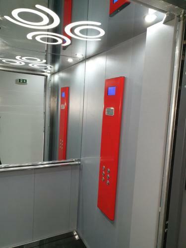 Apartamento M & M White Luxury