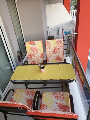 Apartamento M & M White Luxury