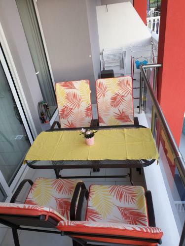 Apartamento M & M White Luxury