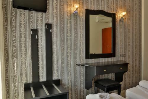 Fedra Hotel