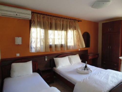 Apartamento House Sartios