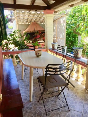 Corfiot Villa Maisonette