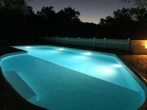 Paxos' Villa - Pool & AC