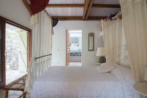 Paxos' Villa - Pool & AC