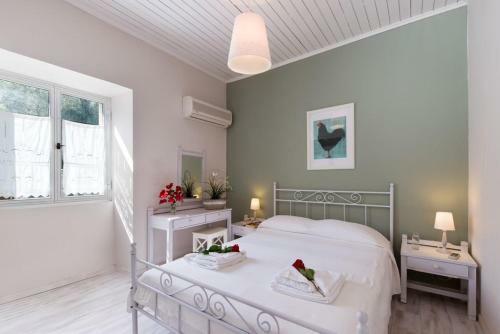 Villa Mamma Mar, Magazia