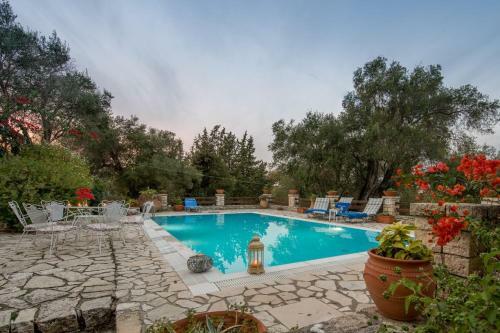 Villa Mamma Mar, Magazia