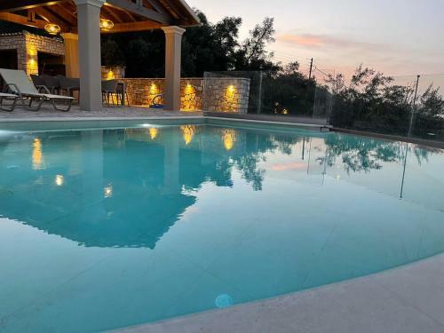 Villa Ozias A Modern,spacious, Swimmig Pool Villa.