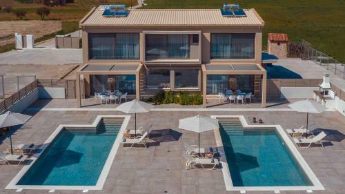 Chrysothemis Villas