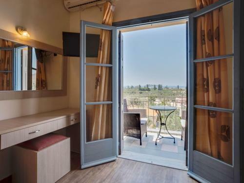 Enticing Apartment In Lesbos Island With Pool