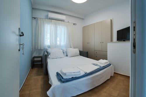 Panos Apartments