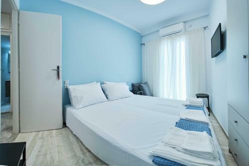 Panos Apartments