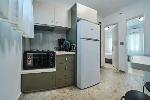 Panos Apartments